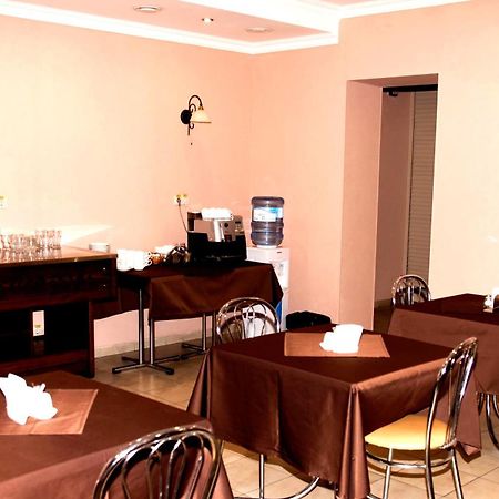 Gonchar Hotel เคียฟ ภายนอก รูปภาพ