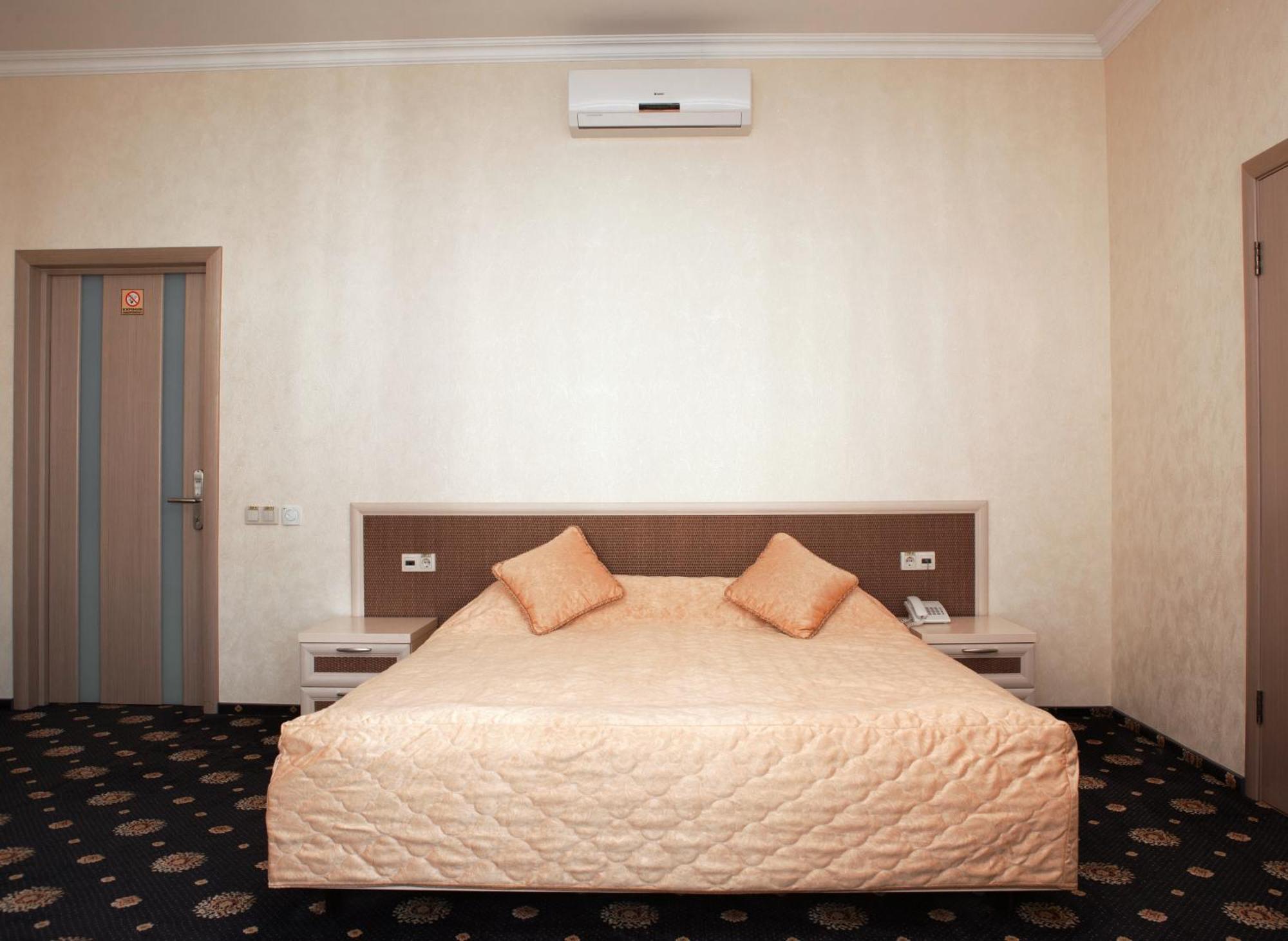 Gonchar Hotel เคียฟ ห้อง รูปภาพ